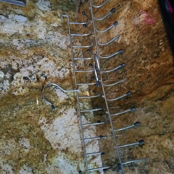 Set of 2 Jewelry or Tie Holders - Picture 5 of 6